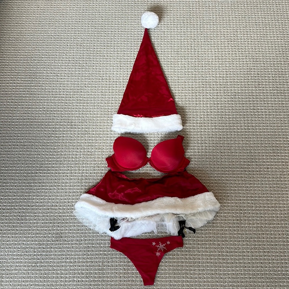 Santa lingerie set